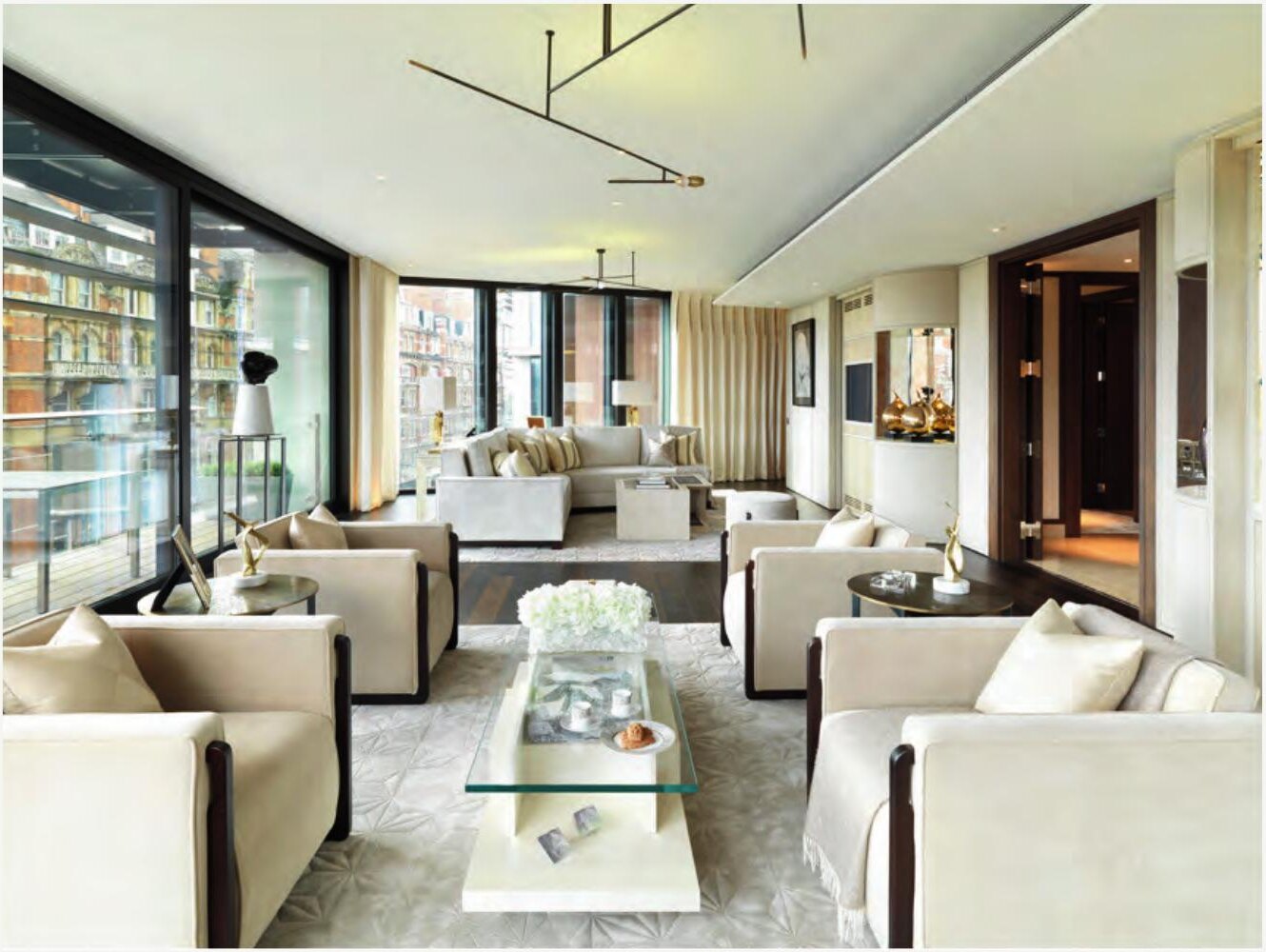 One Hyde Park II interior
